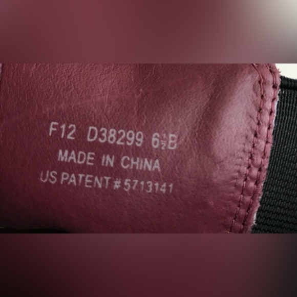 Cole Haan Suede Boots!Burgundy Equestrian Flat Boot. Size 6.5 EUC Retails $180 - Picture 5 of 7